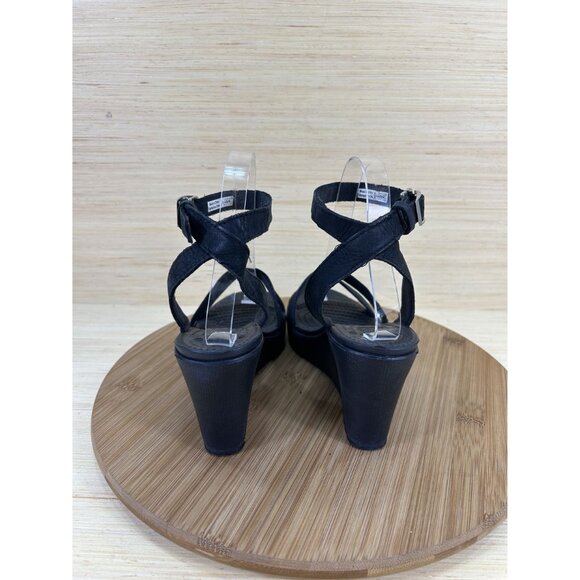 Crocs Leigh II Black Ankle Strap Wedge Sandals Womens Size 7 - Picture 4 of 7
